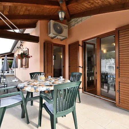 Appartement Nina *