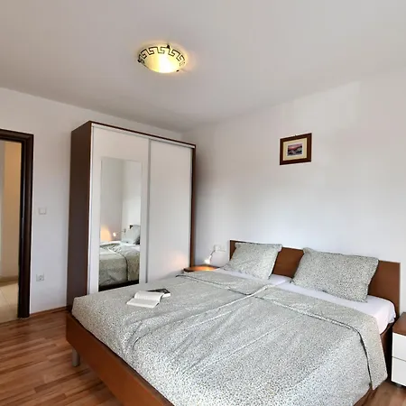 Διαμέρισμα Nina