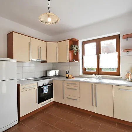 Nina Apartament