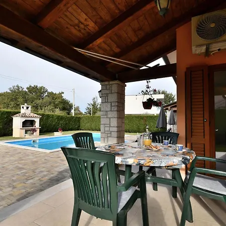 Apartament Nina